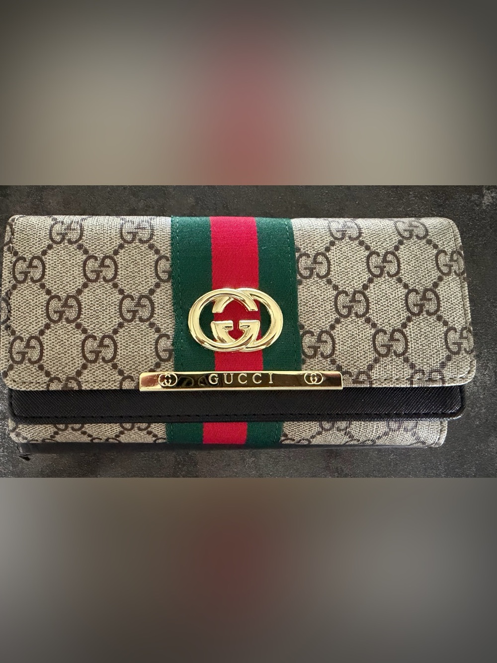 Gucci Wallet with Green and Red Web Stripe